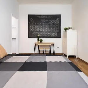 Sebino 17 - Monolocale Cool Apartament Mediolan