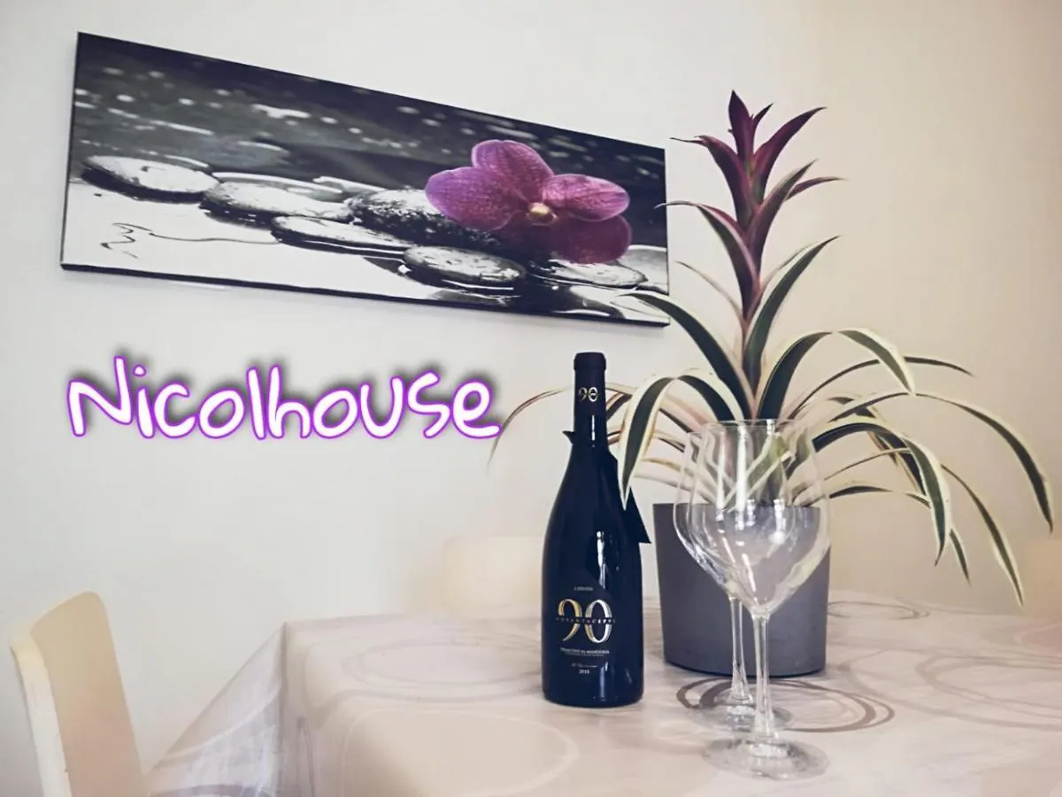 Nicolhouse Apartment Bari